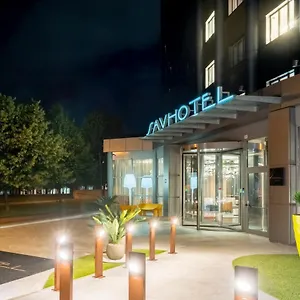 4* فندق سافهوتيل