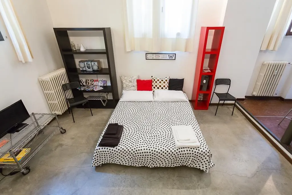 San Felice Modern Loft Apartment Bologna
